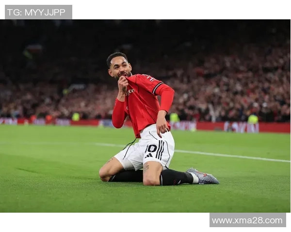 库尼亚：姆伯莫是个了不得的球员，能和他并肩作战很棒